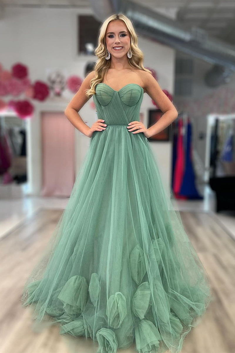 Elegant Green Strapless A-Line Tulle Long Prom Dresses