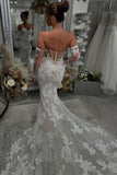Elara | Mermaid V-Neck Lace Tulle Bridal Dress