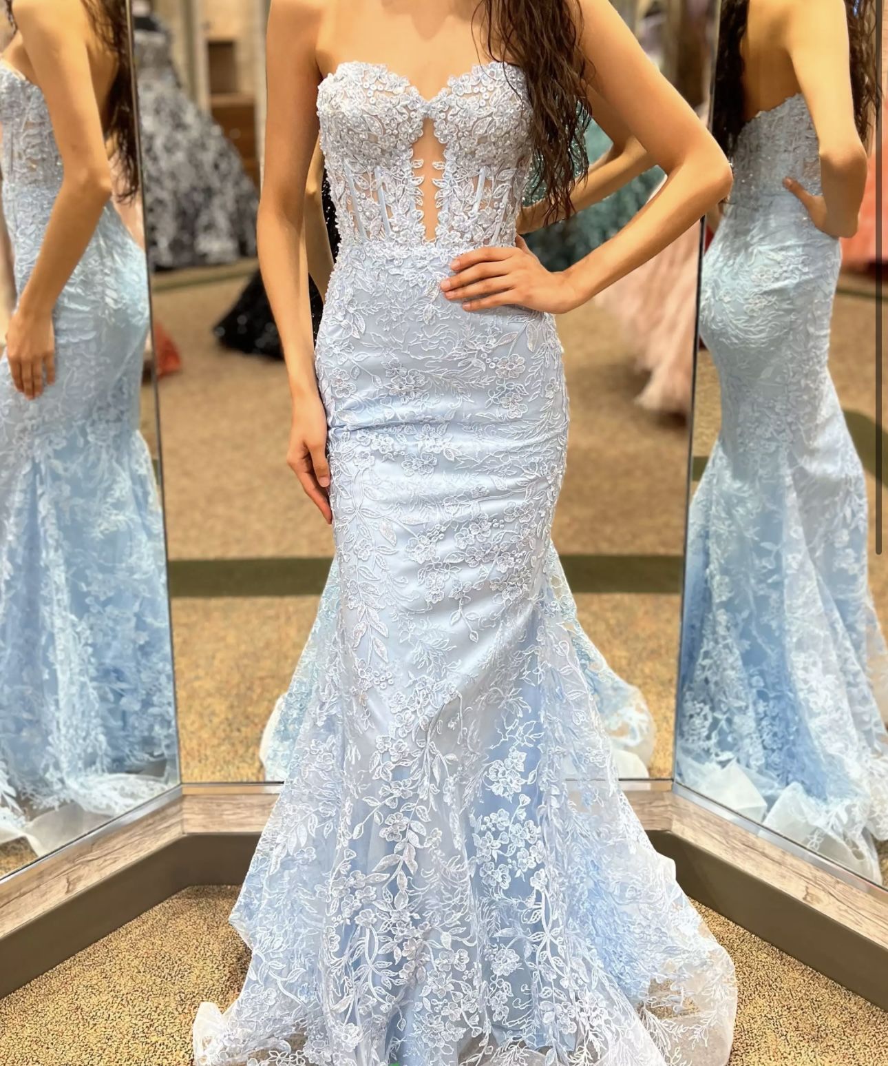 Cute Mermaid Black Sweetheart Lace Appliques Long Prom Dresses