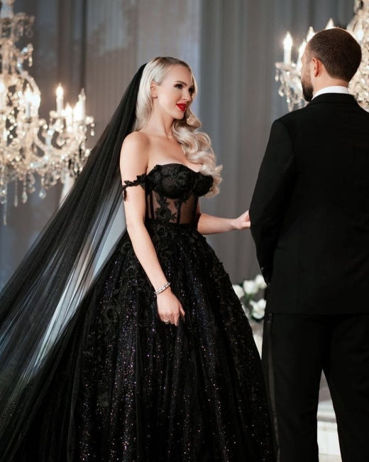 A-Line Black Gothic Wedding Dresses with Sequin Lace Appliques