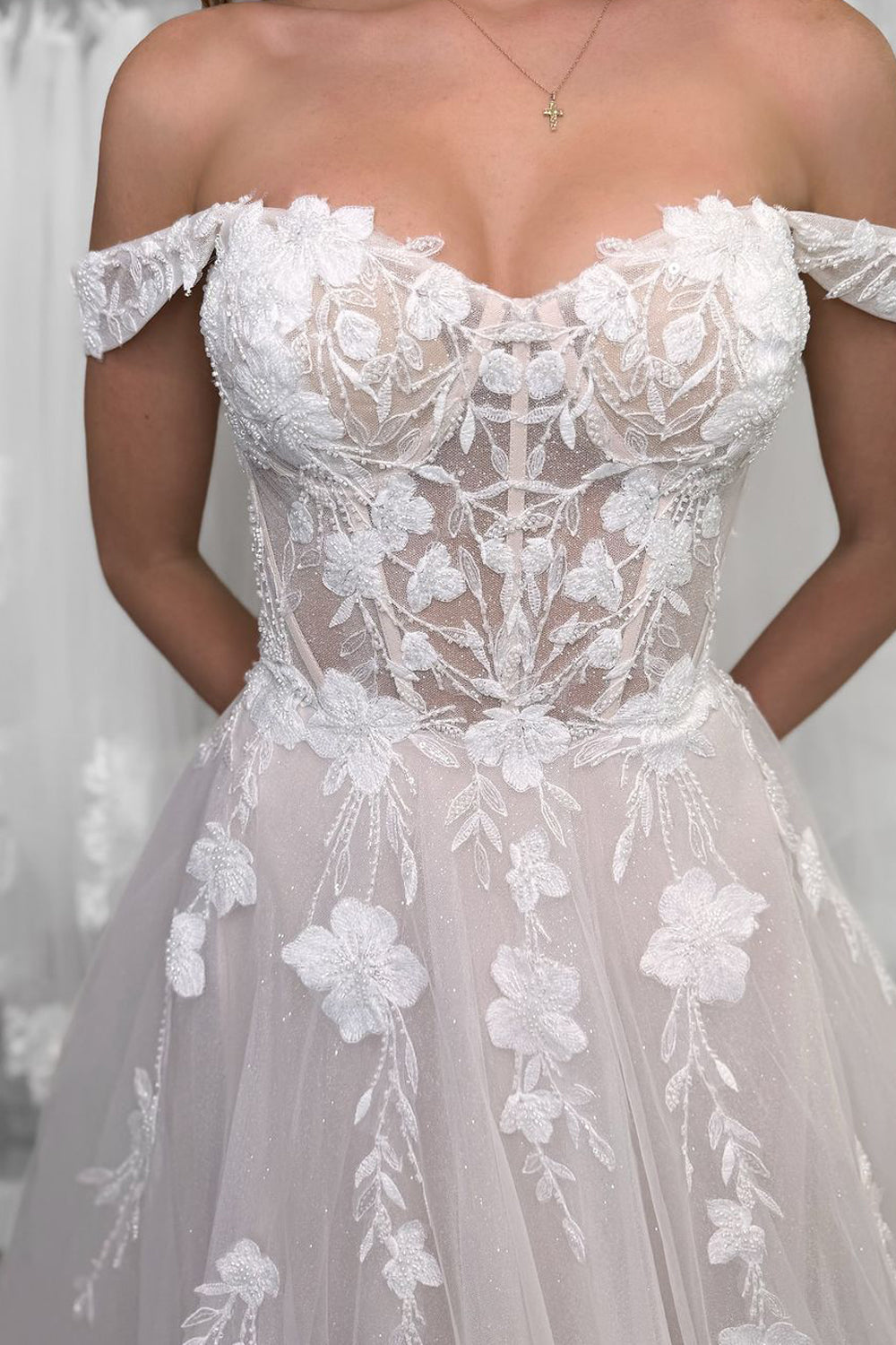 Fairy A-Line Off-the-Shoulder Lace Tulle Bridal Dress with Appliques