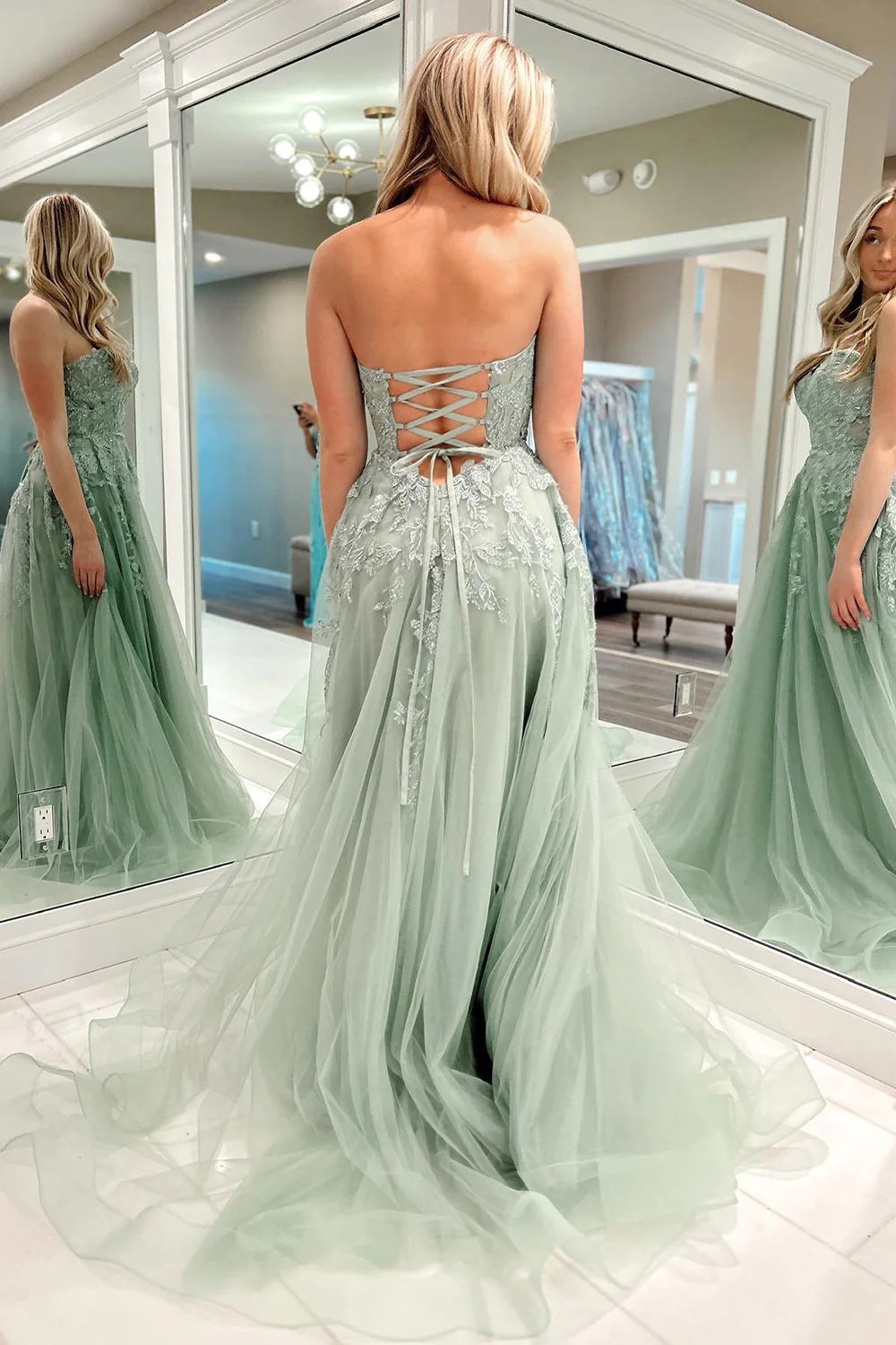 Beulah | Sage Green Lace Sweetheart Neckline A-Line Tulle Prom Dress