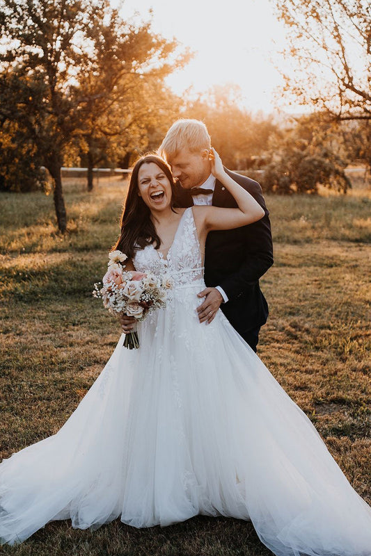 Isla | Bohemian A-Line V-Neck Tulle Long Wedding Dress with Appliques