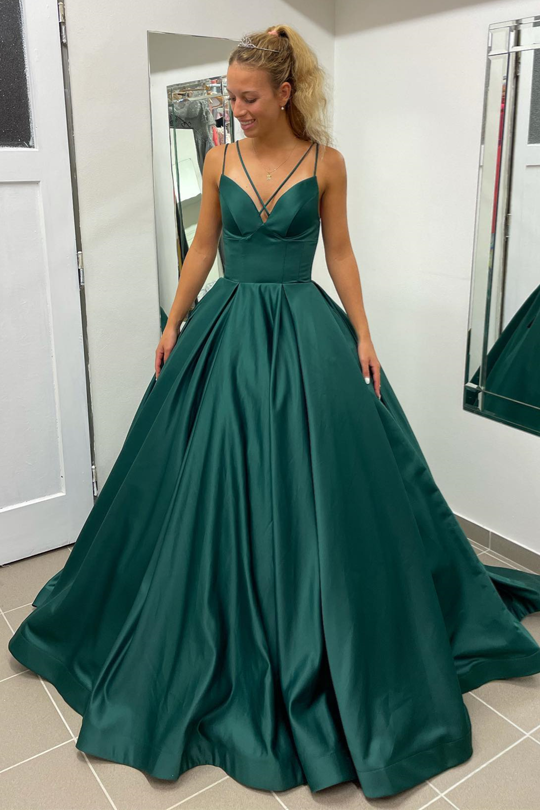 Nicole | A-Line Hunter Green V-Neck Satin Long Prom Dress