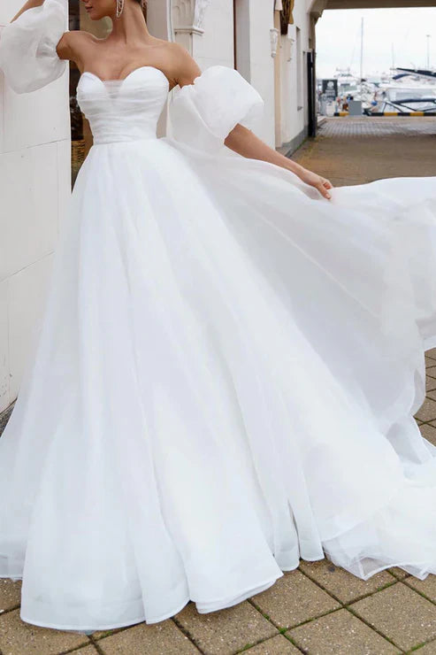 A-Line Sweetheart White Casual Wedding Dress for Simple Bridal Elegance