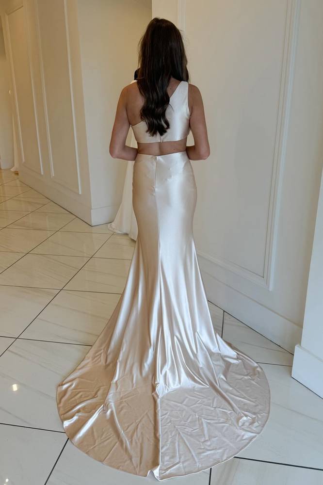 Charming Champagne One-Shoulder Mermaid Silk Satin Prom Dress