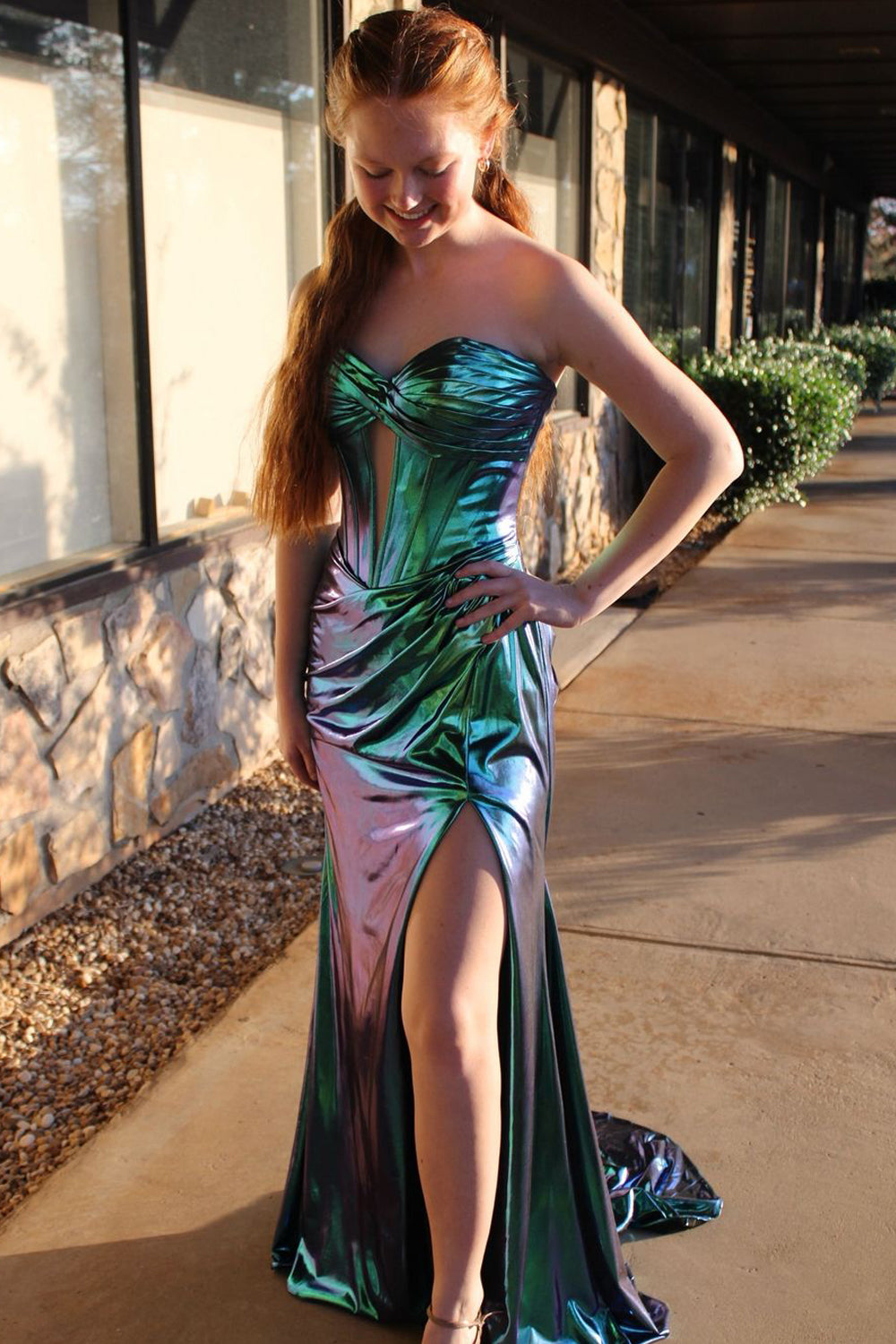 Emerald | Cute Mermaid Sweetheart Green Metallic Satin Prom Dress with Slit