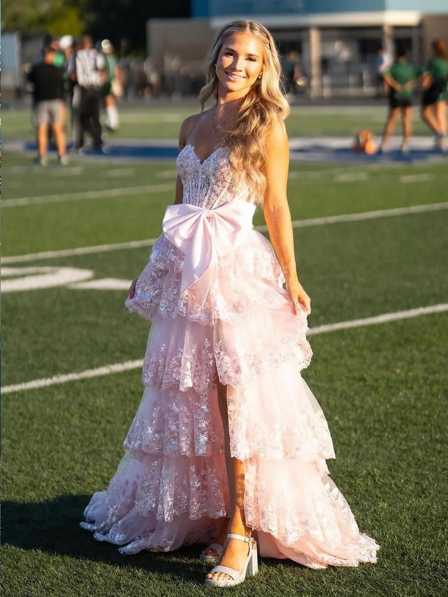 Cute A Line Sweetheart Black Tulle Appliques Ruffle Long Prom Gown