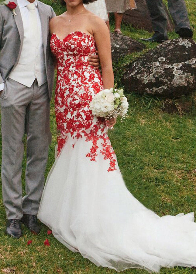 Sweetheart Sleeveless White-Red Lace Appliques Mermaid Wedding Dress